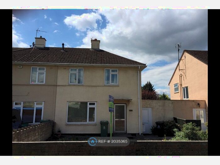 3 Bedroom Semi-Detached House To Rent In Elmleaze, Longlevens, GL2
