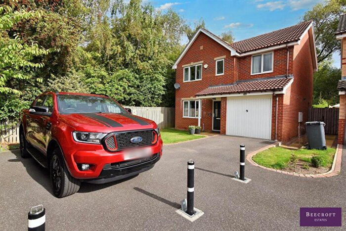 4 Bedroom Detached House For Sale In Low Croft, Wombwell, Barnsley, S73
