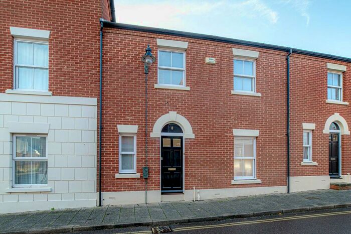 3 Bedroom Terraced House To Rent In Orient Place, Canterbury, CT2