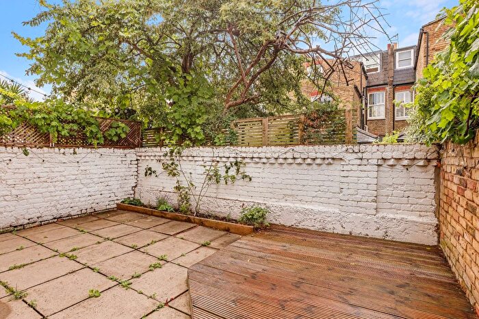 2 Bedroom Property To Rent In Wardo Avenue, London, SW6