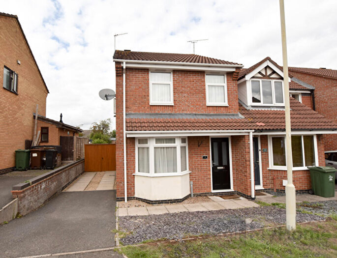 3 Bedroom House For Sale In Lilac Close, Loughborough, Leicestershire, LE11