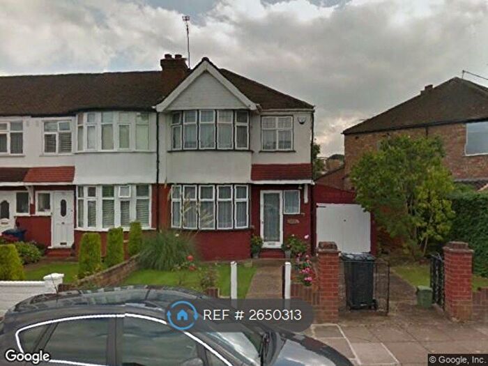 3 Bedroom End Terrace House To Rent In Millet Road, Greenford, UB6