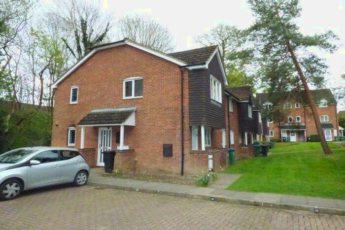 1 Bedroom Flat To Rent In Ravenscroft, Watford, WD25