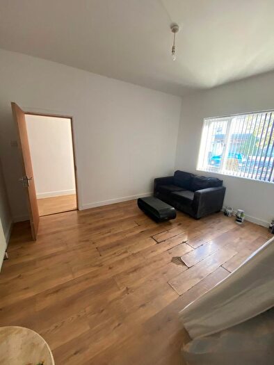 3 Bedroom Semi Detached House To Rent In Cromwell Road, Peterborough, PE1