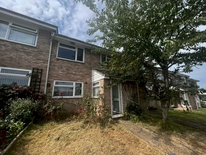 3 Bedroom House To Rent In Maywood Avenue, Eastbourne, BN22