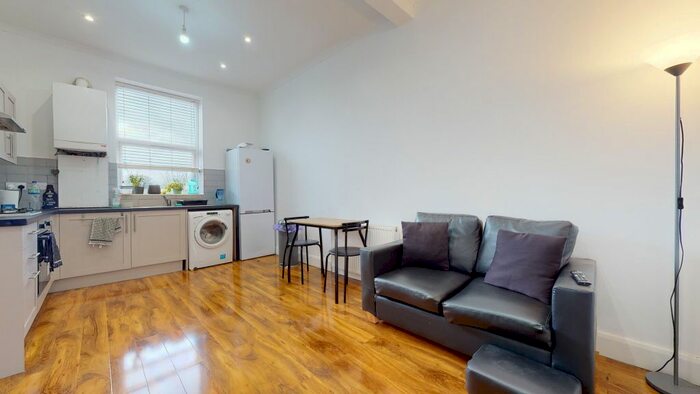 1 Bedroom Flat To Rent In London Road, Isleworth, TW7