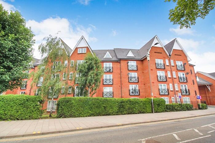 2 Bedroom Apartment To Rent In Crown Quay, Prebend Street, Bedford, MK40