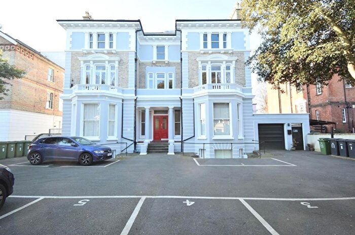 1 Bedroom Flat For Sale In Upper Maze Hill, St. Leonards-On-Sea, TN38