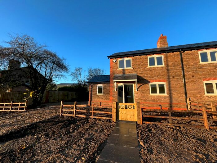 3 Bedroom Semi-Detached House To Rent In Livesey Road, Ludborough, Grimsby, DN36