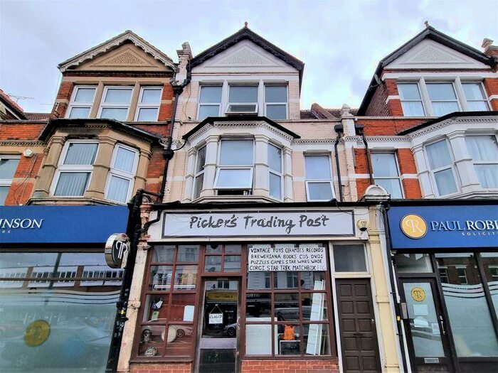 2 Bedroom Flat To Rent In London Road, Westcliff-On-Sea, SS0