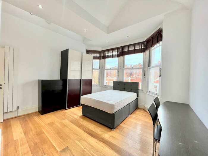 Flat To Rent In Inglewood Mansions, West End Lane, NW6