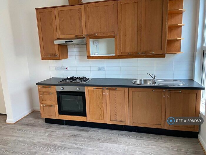 2 Bedroom Flat To Rent In Britannia Place, Plymouth, PL4