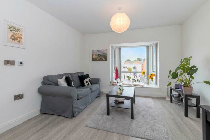 1 Bedroom Apartment To Rent In Kings Oak, Harborne Park Road, Birmingham, B17