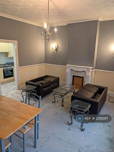 2 Bedroom Flat To Rent In Walkden Road, Worsley, Manchester, M28