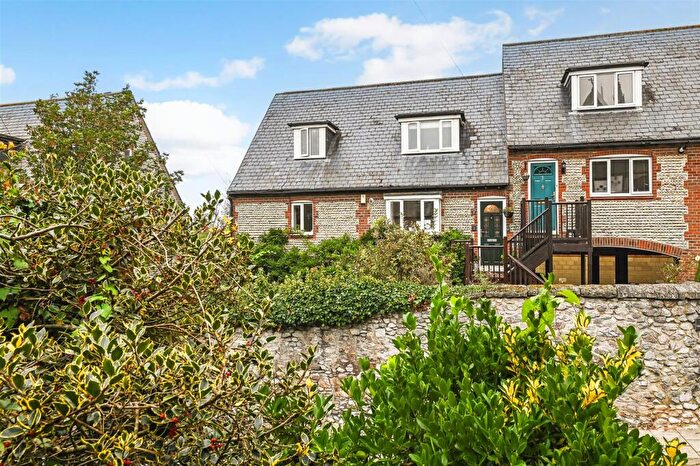 3 Bedroom Semi-Detached House For Sale In Mount Pleasant, Arundel, BN18