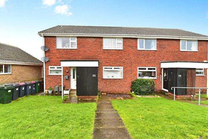 2 Bedroom Flat For Sale In Coral Drive, Aughton, Sheffield, South Yorkshire, S26