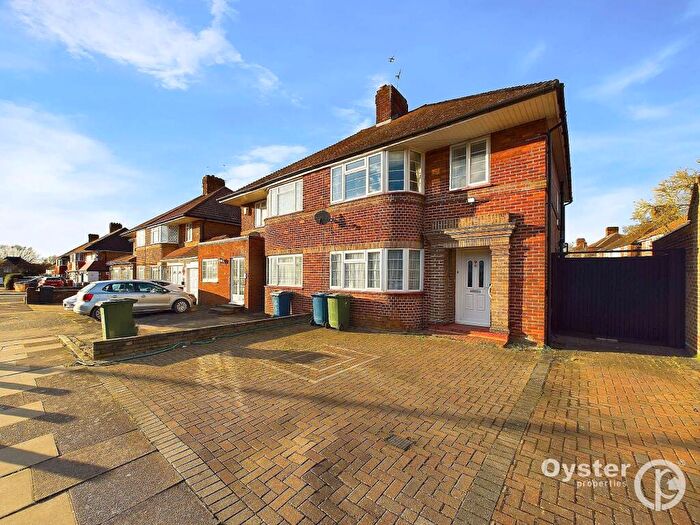 3 Bedroom Semi-Detached House To Rent In Watersfield Way, Edgware, HA8