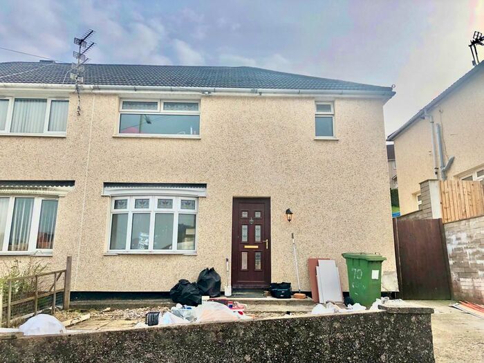 3 Bedroom Terraced House To Rent In Cefn Lane, Glyncoch, Pontypridd, CF37