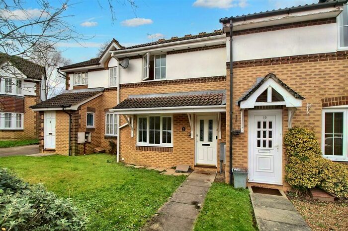 3 Bedroom House To Rent In Palmer Road, Maidenbower, Crawley, RH10