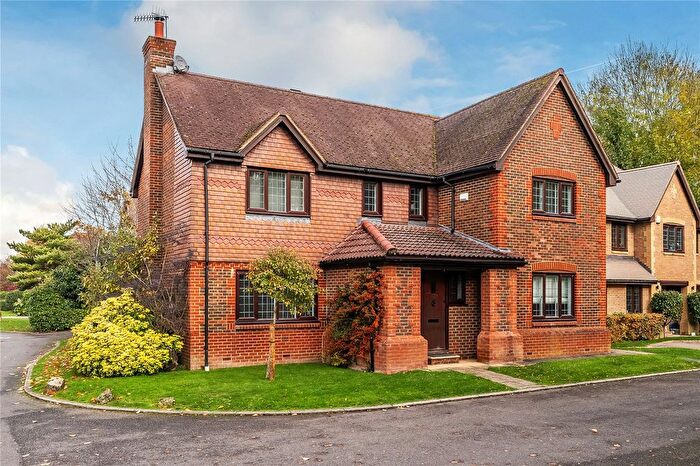 4 Bedroom Detached House To Rent In New Place Gardens, Lingfield, Surrey, RH7