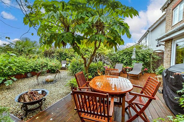 5 Bedroom Detached House For Sale In Trunley Way, Folkestone, Kent, CT18