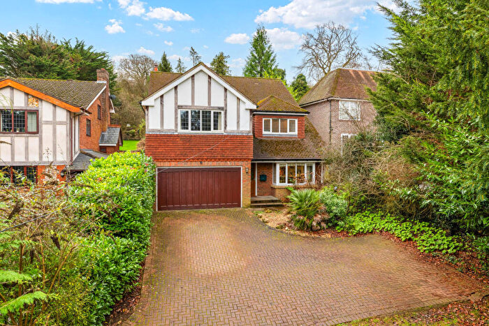 5 Bedroom Detached House For Sale In Harestone Hill, Caterham, CR3