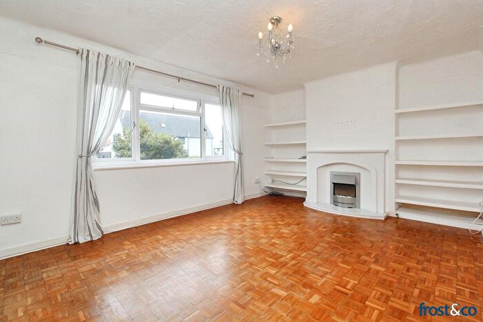 2 Bedroom Flat To Rent In Commercial Road, Ashley Cross, BH14