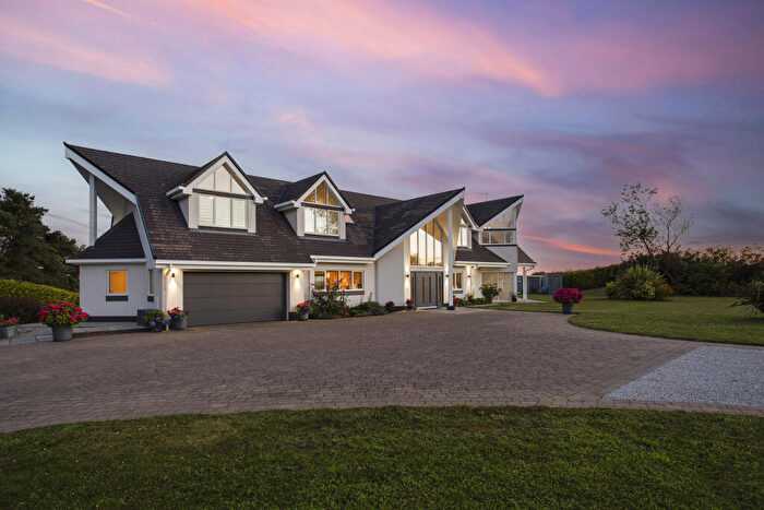 4 Bedroom Detached House For Sale In Huntick Road, Lytchett Matravers, Dorset, BH16