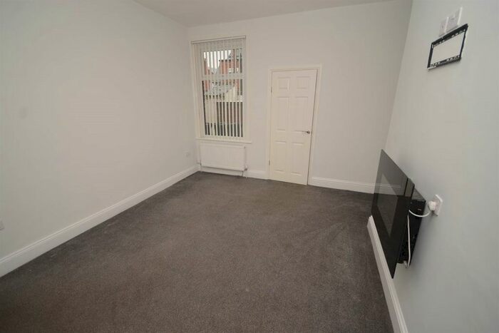 2 Bedroom Flat For Sale In Gordon Road, South Shields, NE34