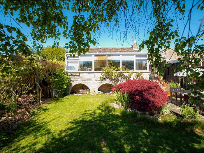 3 Bedroom Bungalow For Sale In Shepherds Close, Stroud, Gloucestershire, GL5