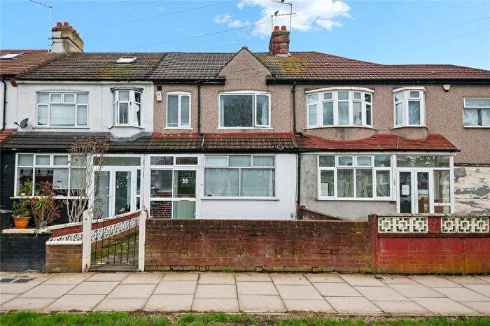 3 Bedroom Terraced House For Sale In Downshill Way, Tottenham, London, N17