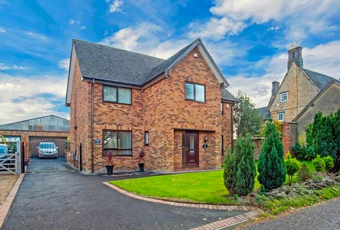 4 Bedroom Detached House For Sale In Baker Street, Gayton, Northampton, NN7