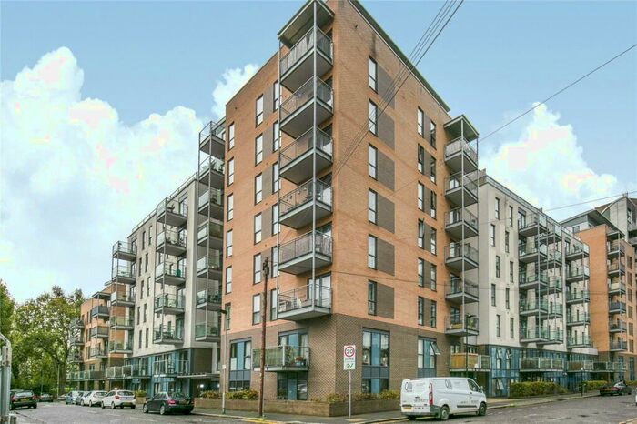 2 Bedroom Apartment To Rent In Jupiter House, Turner Street, London, E16