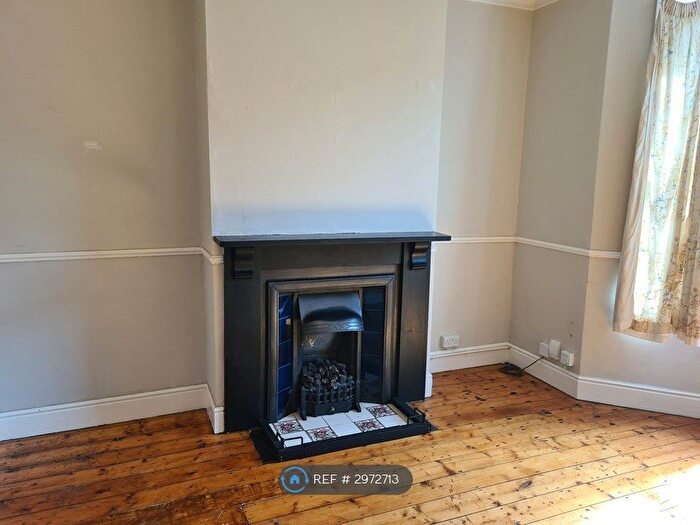 2 Bedroom Terraced House To Rent In Whitehall Road, Bristol, BS5