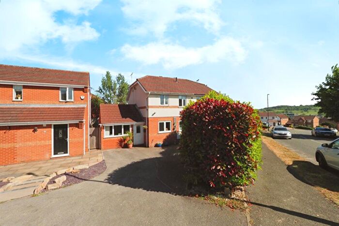 3 Bedroom Semi-Detached House For Sale In Ashford Rise, Belper, DE56