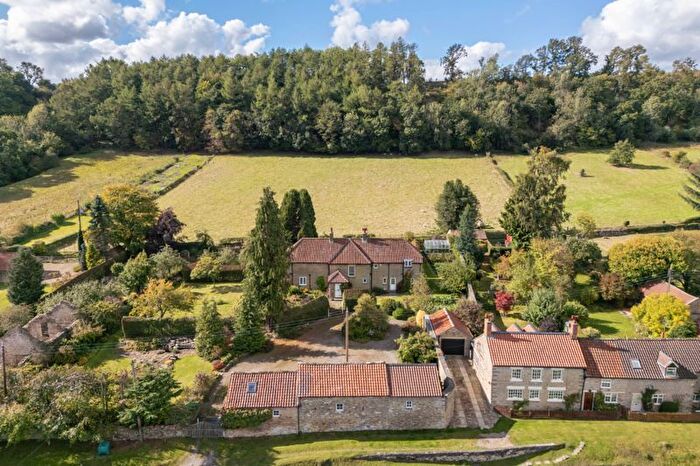4 Bedroom Detached House For Sale In Hutton-Le-Hole, York, YO62