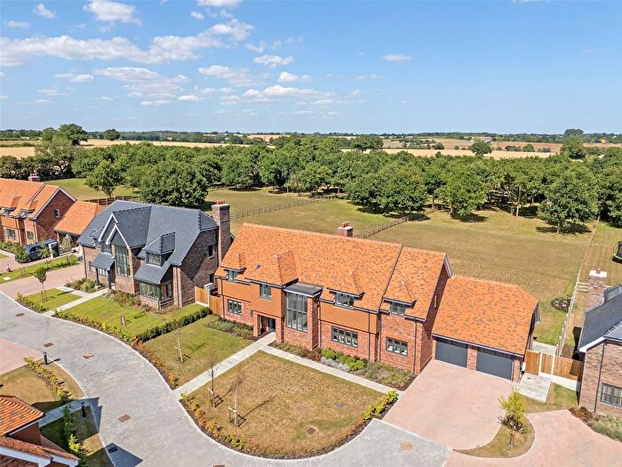 5 Bedroom Detached House For Sale In Brambles Close, Felsted, Dunmow, Essex, CM6