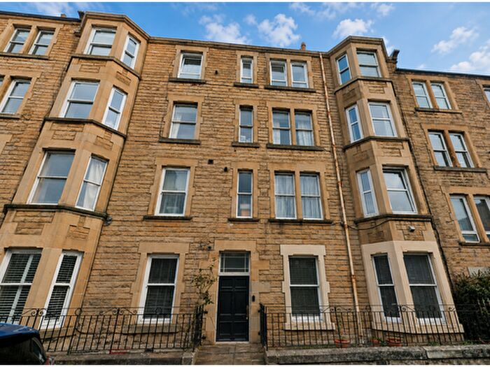 1 Bedroom Flat To Rent In Merchiston Grove, Edinburgh, EH11