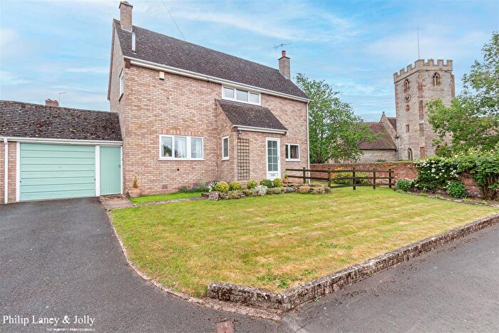 4 Bedroom Detached House For Sale In Church Lane, Severn Stoke, WR8