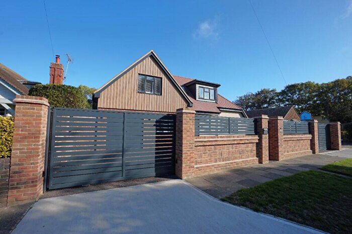 4 Bedroom Detached House For Sale In Shakespeare Road, Birchington, Kent, CT7