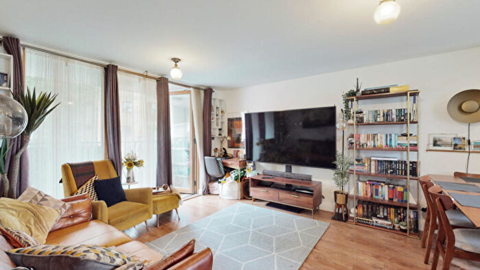 1 Bedroom Flat For Sale In Katherine Road, London, E6