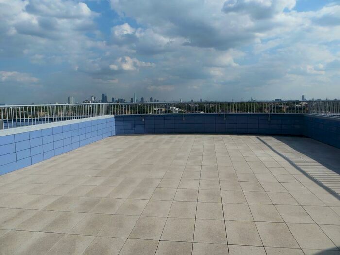 1 Bedroom Penthouse To Rent In Waterlow Court, Queensland Road, Queensland Terrace, London, N7