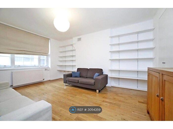 1 Bedroom Flat To Rent In Boswell House, London, WC1N