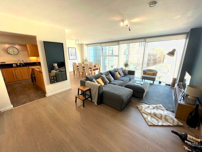 2 Bedroom Flat To Rent In Beetham Plaza, The Strand, Liverpool, L2