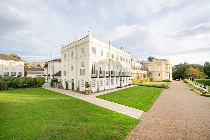 5 Bedroom Detached House For Sale In Henry Tate Mews, Streatham, SW16