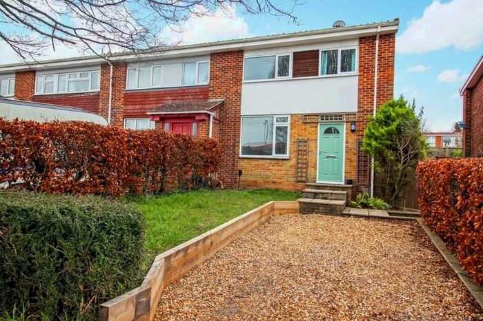 2 Bedroom Property To Rent In Wool Grove, Andover, SP10