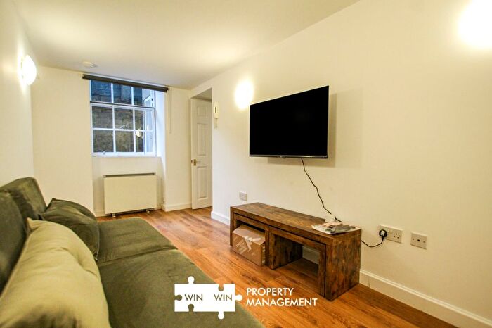 1 Bedroom Flat To Rent In C Flat, Howe Street, Edinburgh, EH3