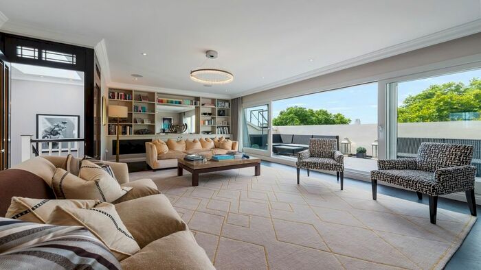 3 Bedroom Flat To Rent In Flat L, Pimlico, SW1V