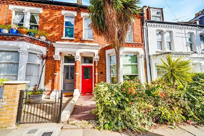4 Bedroom Terraced House For Sale In Prospero Road, London, N19