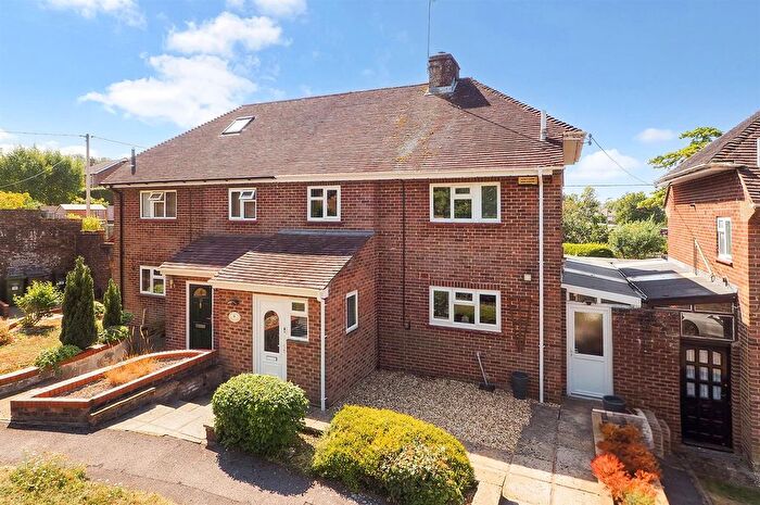 3 Bedroom Semi-detached House For Sale In Sheep Fair, Andover, SP10